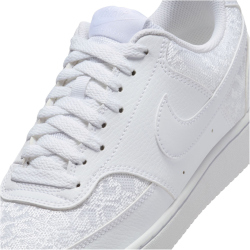 NIKE Court Vision Low Sneaker Damen