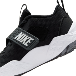 NIKE Team Hustle D Basketballschuhe Kinder