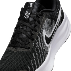 NIKE Run Defy Laufschuhe Herren 004 - black/white 43