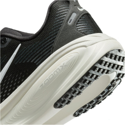 NIKE Vomero 18 Laufschuhe Damen 005 - black/summit white-sail-college grey 36