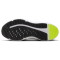 NIKE Cosmic Runner Laufschuhe Kinder 106 - white/black-volt 27.5