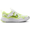 NIKE Cosmic Runner Laufschuhe Kinder 106 - white/black-volt 27.5