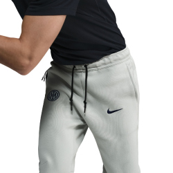 NIKE Inter Mailand Sportswear Tech Fleece Jogginghose...