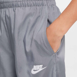 NIKE Sportswear Club Woven Jogginghose Kinder 084 - smoke...