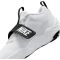 NIKE Team Hustle D Basketballschuhe Kinder 101 - white/white-black 36.5