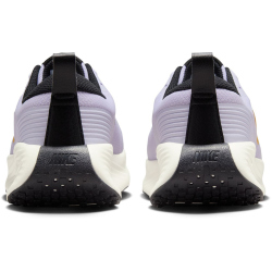 NIKE Legend Essential 4 Fitnessschuhe Damen 501 - amethyst tint/metallic gold-phantom 42