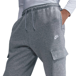 NIKE Club Fleece Cargohose Herren 063 - dk grey heather/lt smoke grey/white S