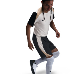 NIKE Strike Dri-FIT Fußballshorts Herren 017 - black/pale ivory/jersey gold/pale ivory XS