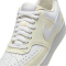 NIKE Court Vision Low-Top Sneaker Damen 005 - soft pearl/white 42.5