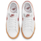 NIKE Court Legacy Sneaker Jungen 132 - white/team red-gum yellow 38