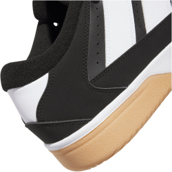 adidas Turnaround Sneaker JR1469 - core black/cloud white/gum 3 38