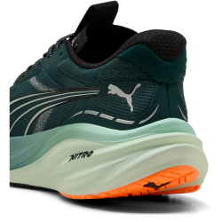 PUMA Magnify Nitro 3 Laufschuhe Herren 07 - green terrain/heat fire 41