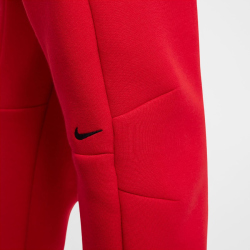 NIKE Sportswear Tech Fleece Jogginghose Jungen 657 - university red/black/black S (128-137 cm)