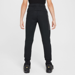 NIKE Sportswear Tech Fleece Jogginghose Jungen 012 - black/dk grey heather/black/black XS (122-128 cm)