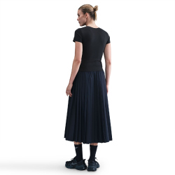 NIKE Form T-Shirt Damen 011 - black/smoke grey/dk smoke...