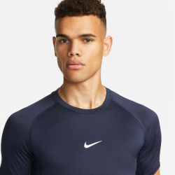 NIKE Pro Dri-FIT Tight kurzarm Fitnessshirt Herren 451 - obsidian/white XXL