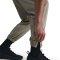 NIKE Form Slim Vielseitige Trainingshose Herren 320 - light army/black/reflective silv XXL