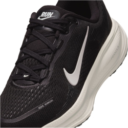 NIKE Vomero 18 Laufschuhe Kinder 004 - black/summit...