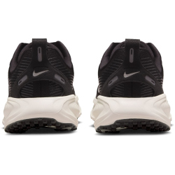 NIKE Vomero 18 Laufschuhe Kinder 004 - black/summit white-coconut milk-iron ore 32