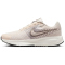 NIKE Run Defy Laufschuhe Damen 100 - lt orewood brn/college grey-cave stone 35.5