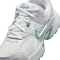 NIKE V5 RNR Sneaker Damen 106 - summit white/white-vast grey-cannon 39