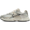 NIKE V5 RNR Sneaker Damen 104 - summit white/lt orewood brn-sail-black 35.5