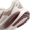 NIKE Vomero 18 Laufschuhe Damen 108 - pale ivory/dark team red-red sepia 40.5