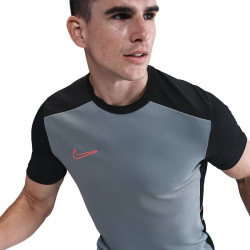 NIKE Academy Dri-FIT Fußball kurzarm Trainingsshirt Herren 065 - cool grey/black/bright crimson XL