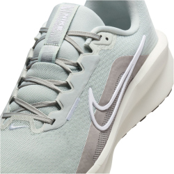 NIKE Downshifter 13 Laufschuhe Herren 013 - light...