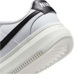 NIKE Court Vision Alta Plateau Sneaker Damen 107 -...