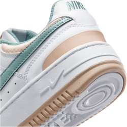 NIKE Gamma Force Sneaker Damen 118 -...