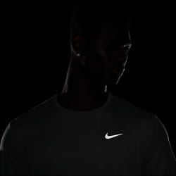 NIKE UV Miler Dri-FIT kurzarm Laufshirt Herren 364 - clay...