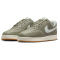 NIKE Court Vision Low Sneaker Herren 301 - light army/light silver-sail 38.5
