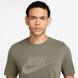 NIKE Dri-FIT Run Swoosh kurzarm Laufshirt Herren
