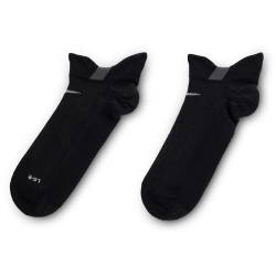 NIKE Fast Lightweight No-Show Laufsocken