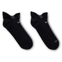 NIKE Fast Lightweight No-Show Laufsocken