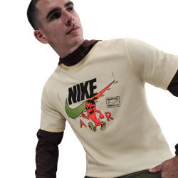 NIKE Sportswear Sole Foode T-Shirt Herren