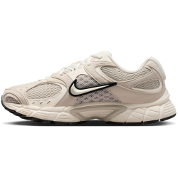 NIKE V5 RNR Sneaker Damen 100 - lt orewood brn/pale ivory-black 35.5