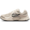 NIKE V5 RNR Sneaker Damen 100 - lt orewood brn/pale ivory-black 35.5