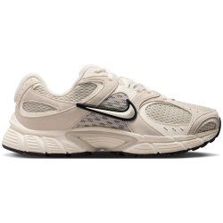 NIKE V5 RNR Sneaker Damen 100 - lt orewood brn/pale ivory-black 39