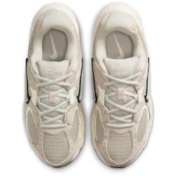 NIKE V5 RNR Sneaker Damen 100 - lt orewood brn/pale ivory-black 39
