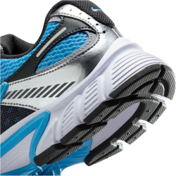 NIKE V5 RNR Sneaker Damen 400 - university...