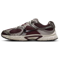 NIKE V5 RNR Sneaker Herren 600 - burgundy...
