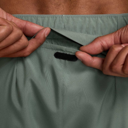 NIKE Challenger Dri-FIT 5" Laufshorts Herren 364 - clay green/clay green/reflective silv S