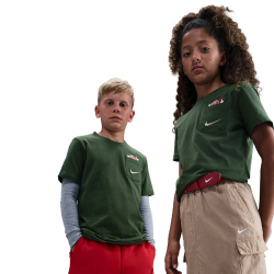 NIKE Sportswear T-Shirt Kinder 323 - fir S (128-137 cm)