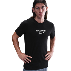 NIKE Dri-FIT Fitnessshirt Herren 010 - black S
