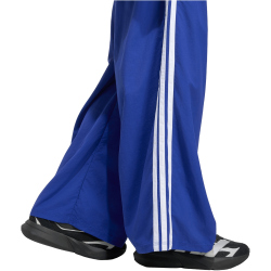 adidas Essentials 3-Streifen Woven Fallschirmhose Damen KD9450 - mystery ink/white S