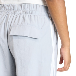 adidas Essentials 3-Streifen Woven Fallschirmhose Damen KC5221 - halo silver/white XL