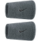 2er Pack NIKE Swoosh Classic Doublewide Schweißbänder 005 - coolgrey/black