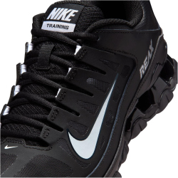 NIKE Reax 8 Fitnessschuhe Damen 033 - black/white 35.5